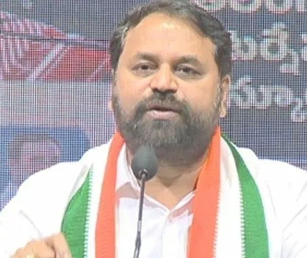 పవన్ కల్యాణ్‌పై ఎమ్మెల్సీ అద్దంకి దయాకర్ తీవ్ర ఆగ్రహం - Udayam Digital