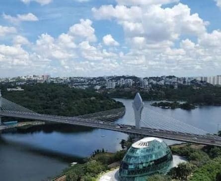 దుర్గం చెరువులో దూకి సాఫ్ట్‌వేర్‌ ఉద్యోగి ఆత్మహత్య