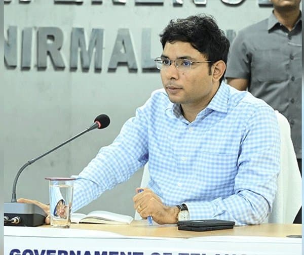 వర్షాకాలం అప్రమత్తతపై నిర్మల్ కలెక్టర్ సమీక్ష