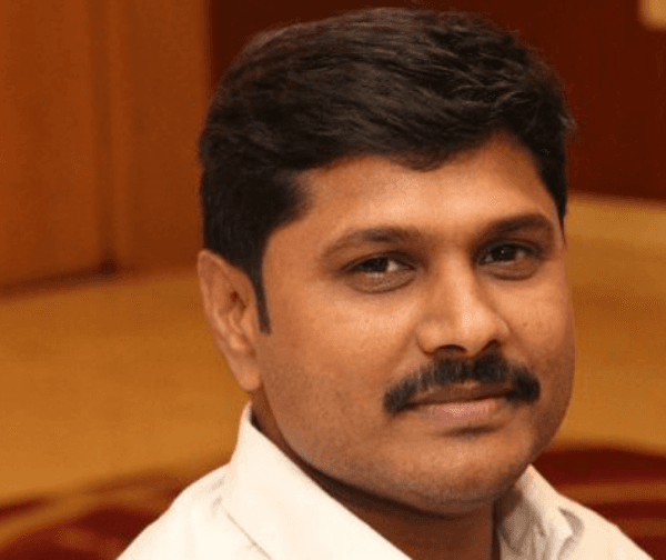 వైసీపీ సోషల్ మీడియా ఇన్‌ఛార్జి పూడి శ్రీహరి అరెస్ట్! - Udayam Digital