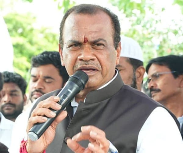 బీజేపీ తీరుపై మంత్రి కోమటిరెడ్డి ఆగ్రహం - Udayam Digital