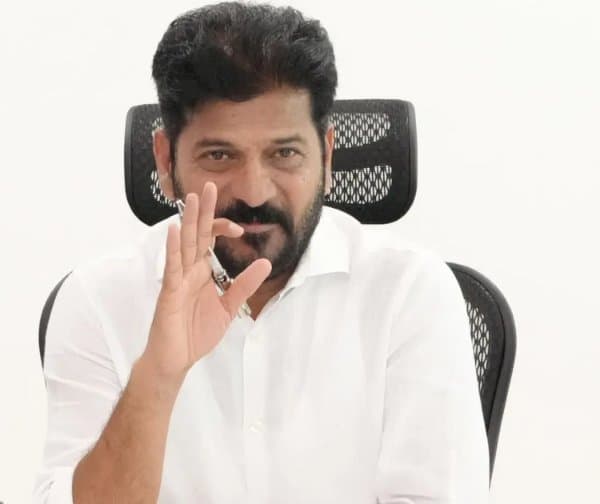 ధాన్యం సేకరణలో నిర్లక్ష్యం వద్దు: కలెక్టర్లకు సీఎం రేవంత్ హెచ్చరిక - Udayam Digital