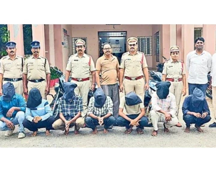 యువకుల గంజాయి జల్సాలకు బ్రేక్‌