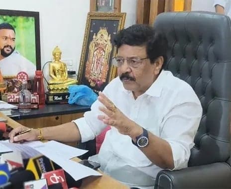 నిరాధార ఆరోపణలపై దుర్గేశ్‌