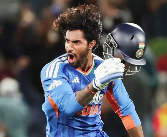 నమన్‌ నుంచి బంతిని లాక్కోలేను: తిలక్‌