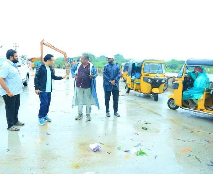 నిమజ్జన ప్రాంతంలో పారిశుద్ధ్య పనుల పరిశీలన - Udayam