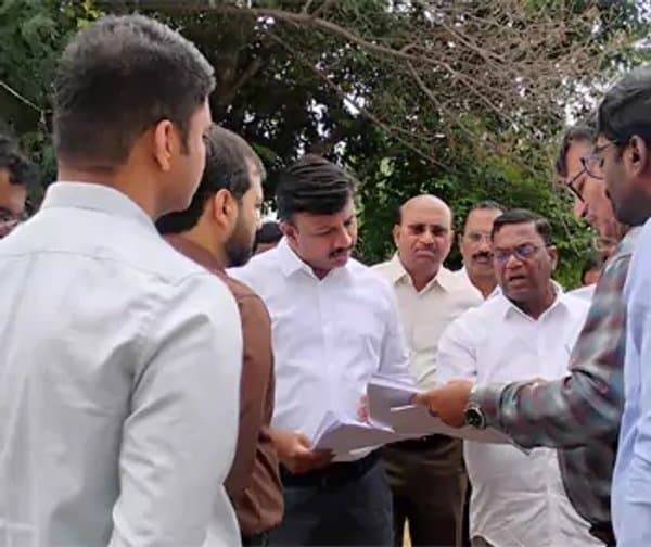 నిర్మాణ పనులు త్వరగా పూర్తి