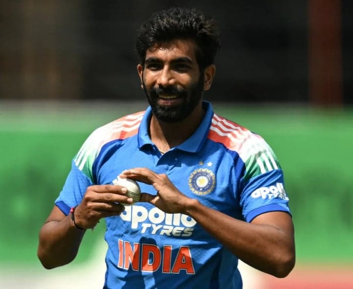 అత్యుత్తమ బౌలర్లలో బుమ్రాకు మూడో స్థానం