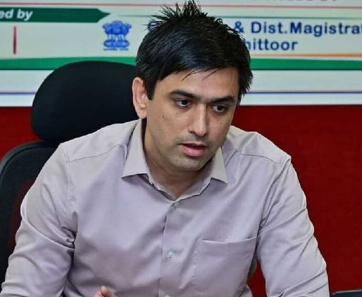 తొలగించిన ఓటర్ల వివరాలపై పునఃపరిశీలన - Udayam