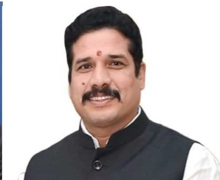 జిల్లాలో ఎస్టీ కమిషన్‌ సభ్యుడి పర్యటన
