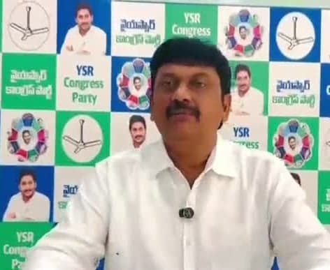 అధికారులపై గణేశ్ కీలక వ్యాఖ్యలు - Udayam
