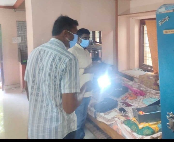 తణుకులో భారీ చోరీ - Udayam