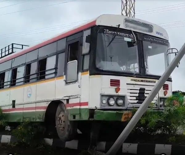 ఆర్టీసీ బస్సు ప్రమాదం