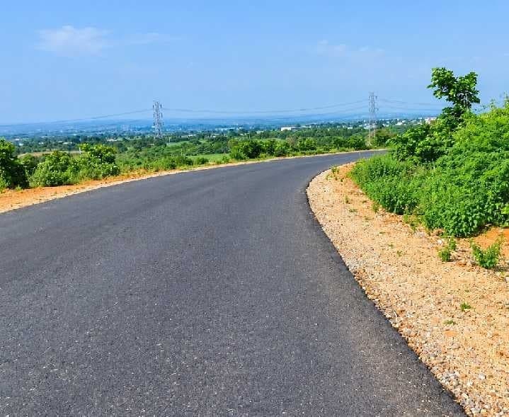 కొంకలపల్లి–ఏదుల రహదారిపై ప్రమాదకర మలుపు - Udayam
