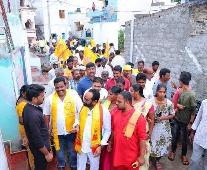 పట్టణ అభివృద్ధిపై MLA కీలక వ్యాఖ్యలు - Udayam