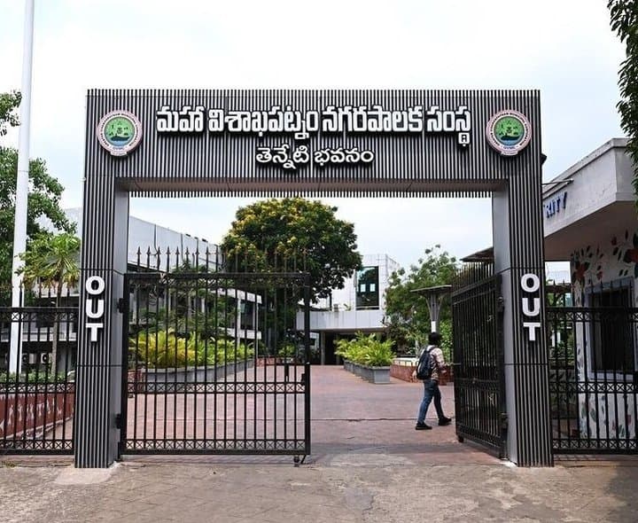 మేయర్‌ ఎన్నిక ఇక ప్రత్యక్షమే!
