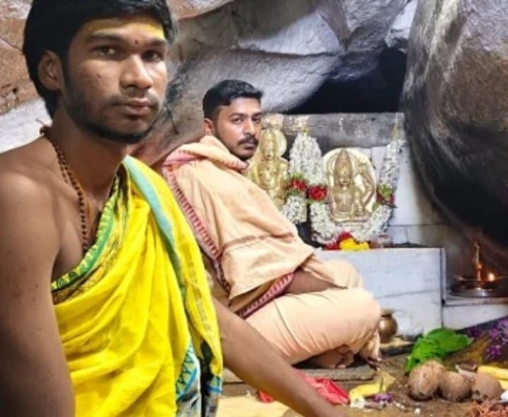 దేవరగట్టులో విశేష పూజలు