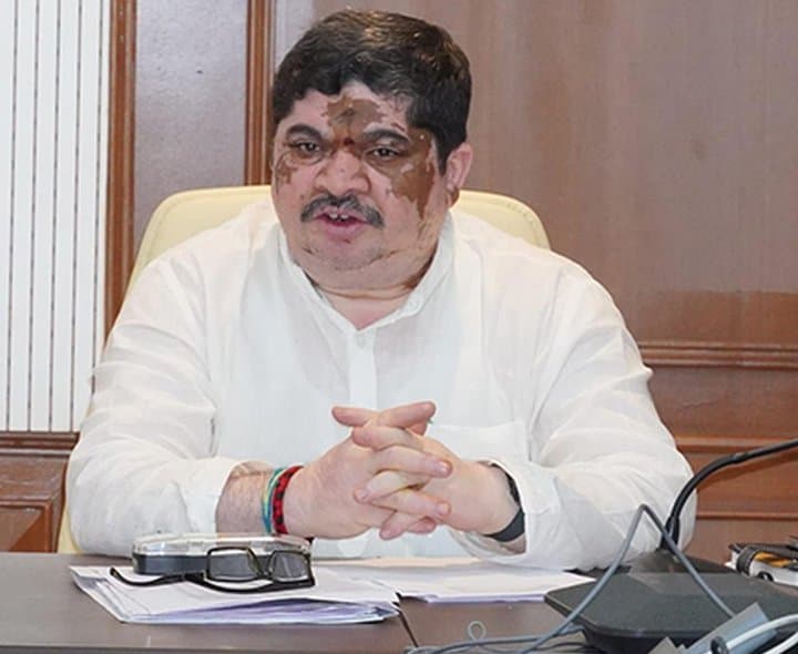 ఆటో కార్మికుల సమస్యలను పరిష్కరిస్తాం: పొన్నం