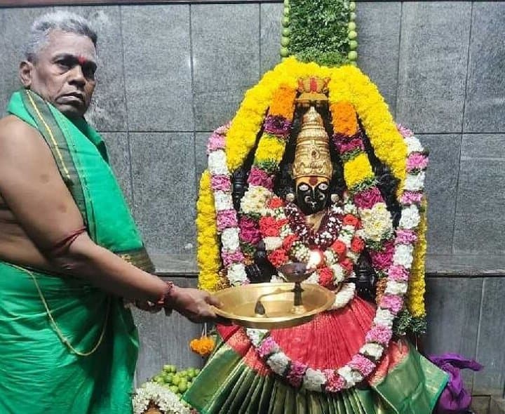 నంద్యాల కాళికాంబా ఆలయంలో ప్రత్యేక పూజలు