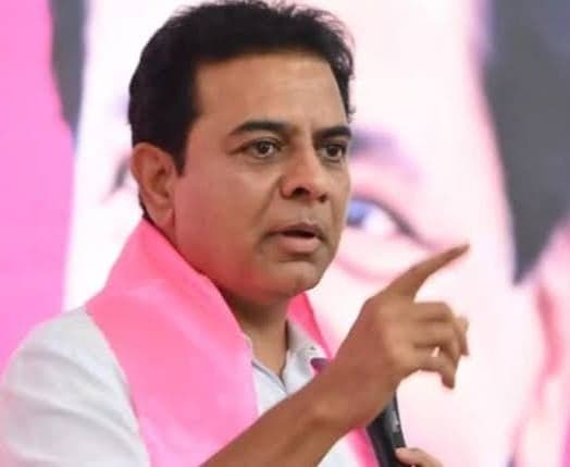 కేటీఆర్‌కు పాస్‌పోర్టు వార్తపై ఈనాడుకు లీగల్ నోటీసు