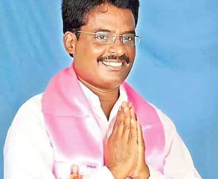 భారాస నేత ఆత్మహత్య కలకలం
