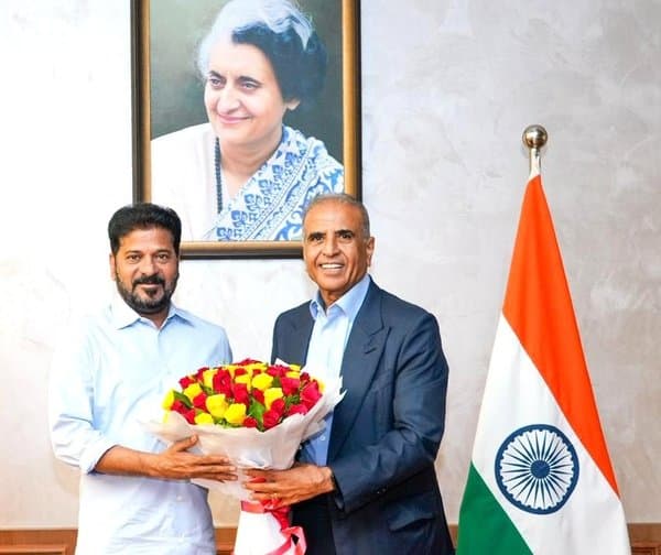 చందన్‌వెల్లి డేటాసెంటర్: సీఎం రేవంత్ రెడ్డి కీలక విజ్ఞప్తి
