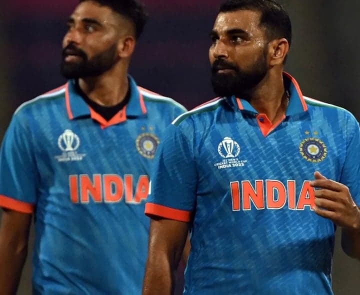 వన్డేల్లో షమి, సిరాజ్‌ ఉండాల్సిందే