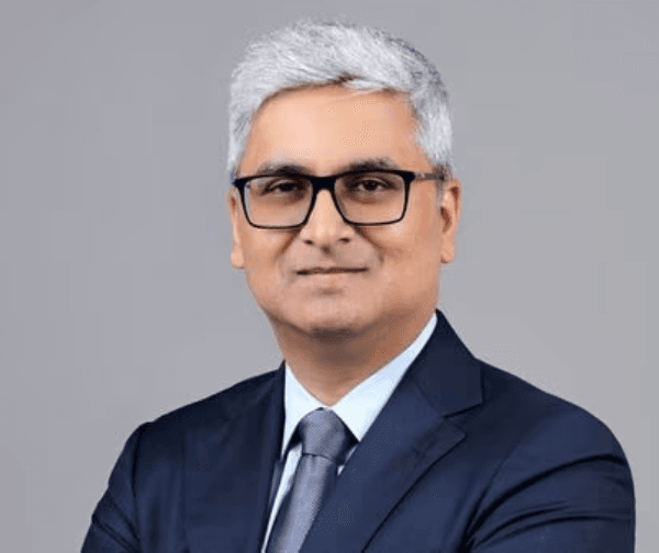 వైద్య రంగంలో నియంత్రణ అవసరం