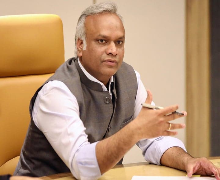 ఉమర్‌ ఖలీద్‌పై ఇంకా విచారణ ఎందుకు ప్రారంభించలేదు