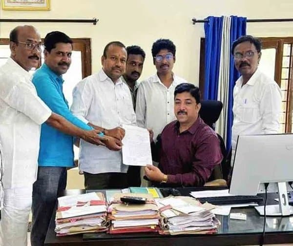 జర్నలిస్టుపై దాడి: నిందితులపై చర్యలకు డిమాండ్