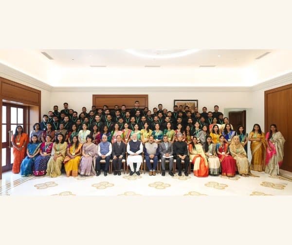 'నాగరిక్ దేవో భవ' నినాదంతో మోదీ పిలుపు
