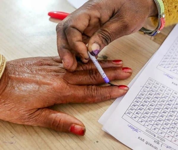బీసీ కోటా ఖరారయ్యాకే స్థానిక ఎన్నికలు