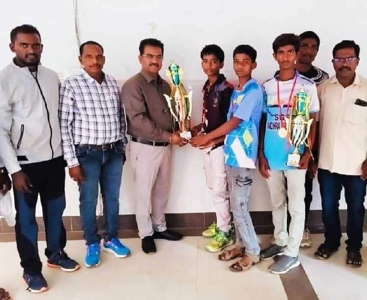 కర్నూలు క్రీడాకారులకు పతకాల పంట - Udayam