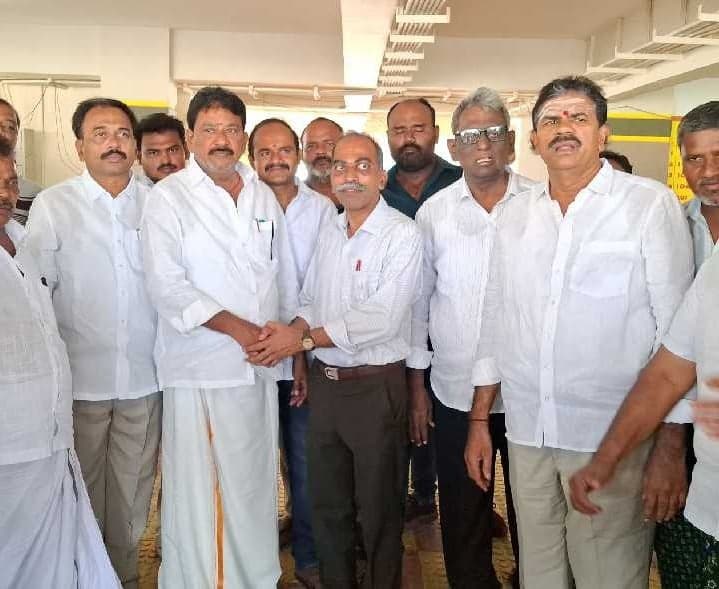 చీమకుర్తి టీడీపీలో కుదిరిన రాజీ - Udayam