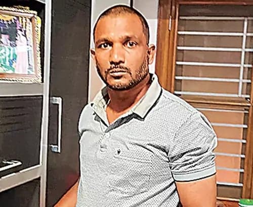 రూ.20 లక్షల లంచం.. తహసీల్దార్ అరెస్ట్