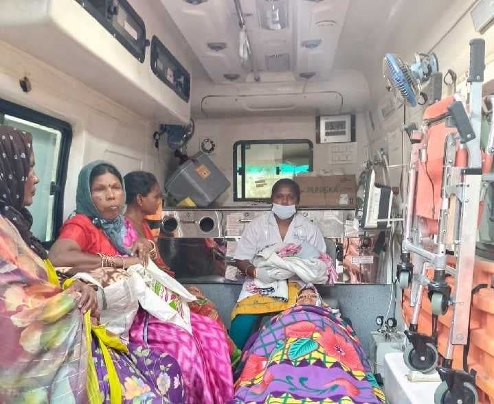 108లో మహిళ ప్రసవం.. తల్లీబిడ్డా క్షేమం