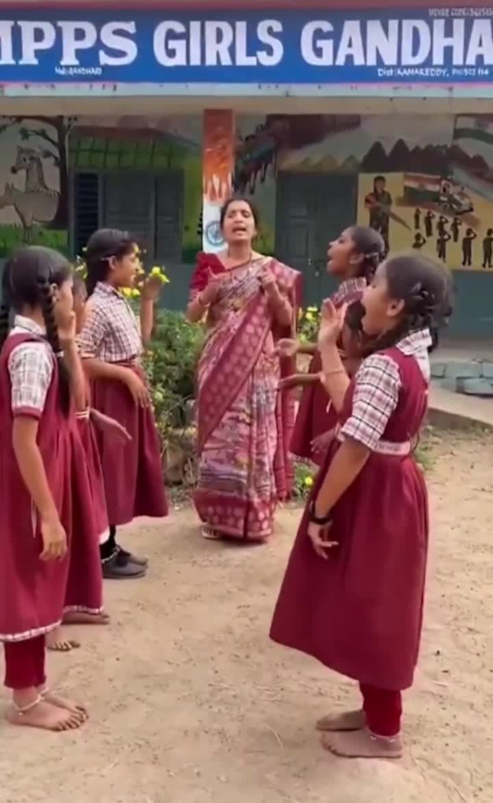 కామారెడ్డి టీచర్ కు జాతీయ పురస్కారం - Udayam