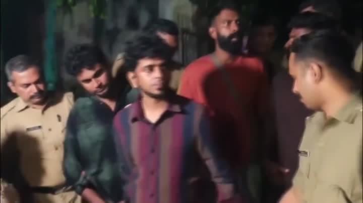 అక్రమంగా తరలిస్తున్న డ్రగ్స్ పట్టివేత