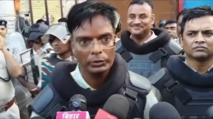 అల్లర్లు సృష్టించే వారి పాస్‌పోర్ట్‌లను రద్దు