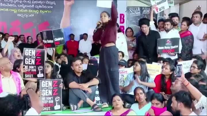 నీట్ విద్యార్థిని ఆవేదన