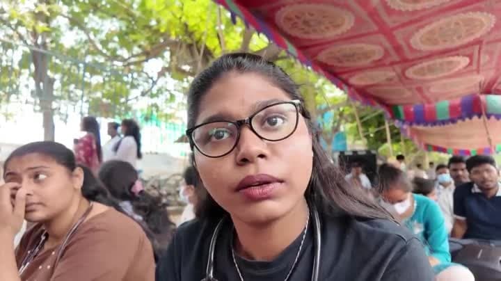 నాలుగు నెలలుగా స్టైఫండ్ ఇవ్వడం లేదు