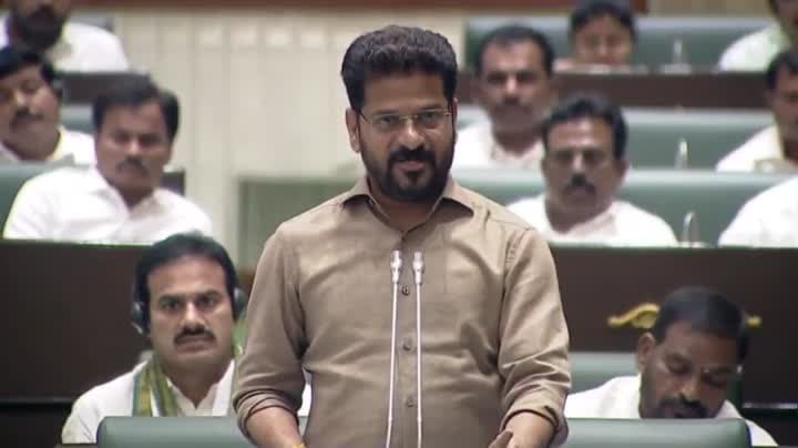 ఇందిరాగాంధీని ప్రజలు ఆరాధిస్తారు: రేవంత్‌ - Udayam