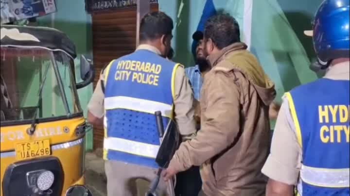 హైదరాబాద్‌లో ‘చబుత్రా మిషన్‌’.. అర్ధరాత్రి తనిఖీలు