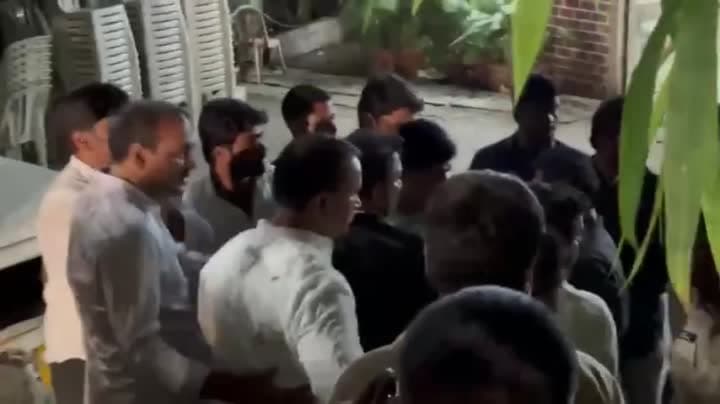 కేటీఆర్ సిబ్బంది అరెస్ట్‌కు బొల్లారం పోలీసుల రాక