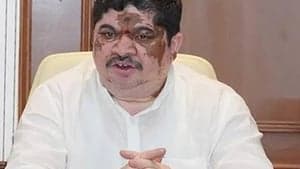 బీజేపీ వాళ్లు పోరాటం చేయాల్సింది ఇక్కడ కాదు కేంద్రం మీద: పొన్నం ప్రభాకర్