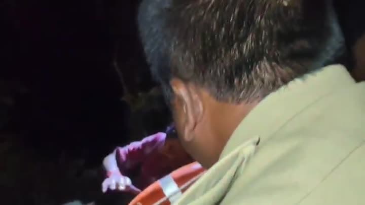 మద్యం మత్తులో బావిలో పడిన వ్యక్తి