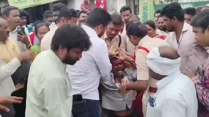 మిర్చి రైతు ఆత్మహత్యాయత్నం