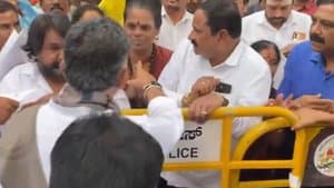 బెంగళూరులో శివకుమార్ ప్రజాదర్బార్!