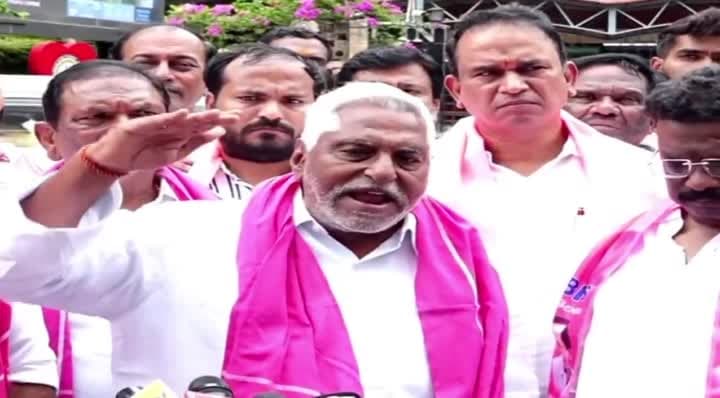 రేవంత్ రెడ్డికి పాలన చేసే నైతిక హక్కు లేదు: జీవన్ రెడ్డి