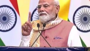 భారత్‌లో భారీ రిఫైనరీ: మోదీ సంచలనం